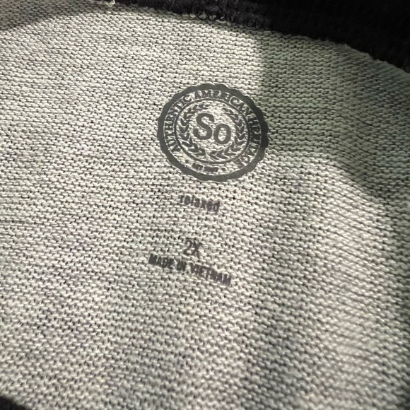 Gray and Black Oversized Longsleeve - Picture 2 of 3